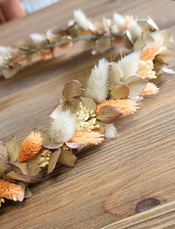 Couronne Cheveux, Boutonnière et Peigne en Fleurs Séchées – Image 8