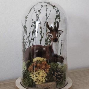 Cloche décorative en fleurs séchées – Cerf & Faons