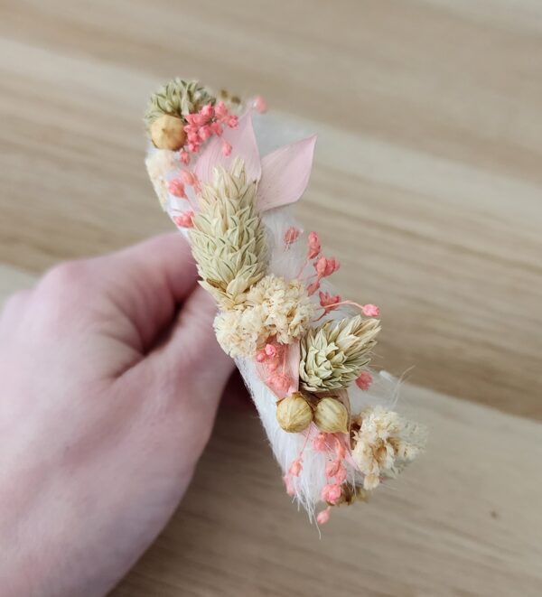 Ensemble Peigne et Bracelet en Fleurs Séchées - Teintes Roses et Naturelles avec Touche de Blanc – Image 4